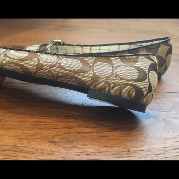 Coach Monogram Flats with buckle Detail - Picture 6 of 8
